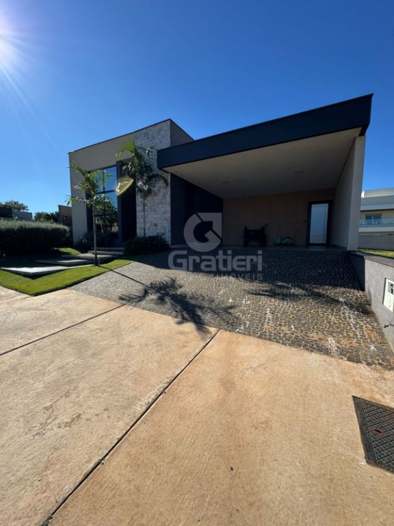Residência de alto padrão com 3 suítes, piscina aquecida e e