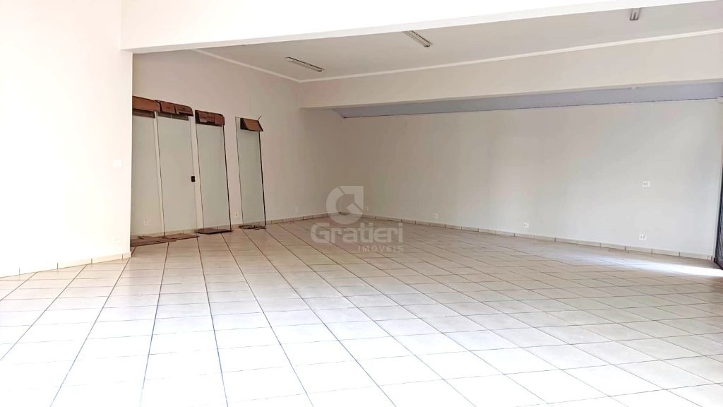Prédio Comercial de Esquina São Geraldo
