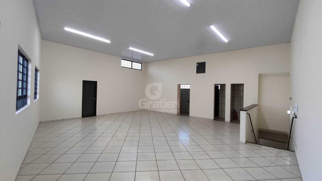Prédio Comercial de Esquina São Geraldo