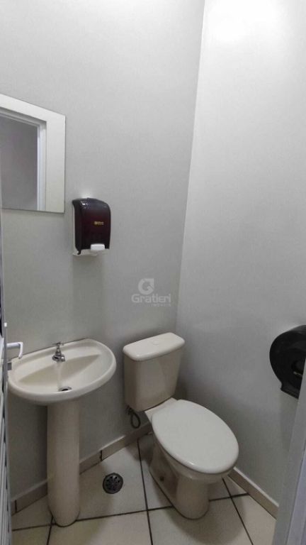 Prédio Comercial de Esquina São Geraldo