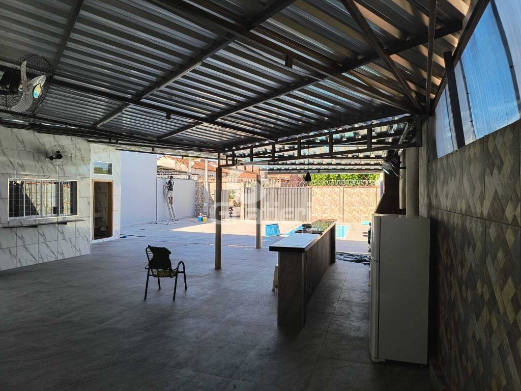 Casa com piscina e varanda gourmet – santa angelina