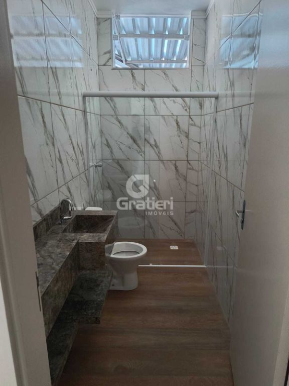 Casa com piscina e varanda gourmet – santa angelina