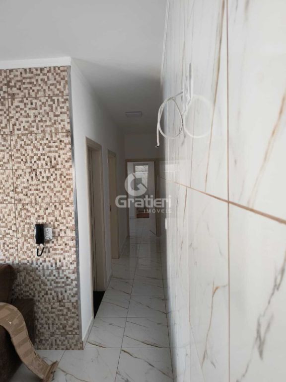 Casa com piscina e varanda gourmet – santa angelina