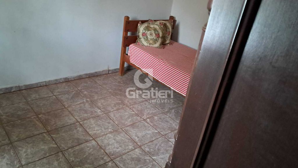 Casa no são josé 3 quartos