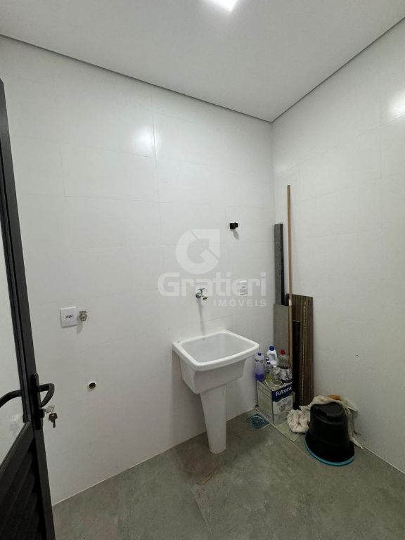 Casa à Venda no Condomínio Alvorada Araraquara