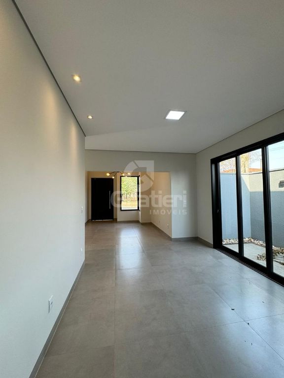 Casa à Venda no Condomínio Alvorada Araraquara