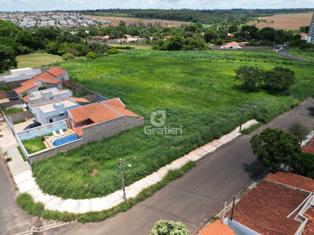 Área 2.164 m² próxima a av. Maurício galli