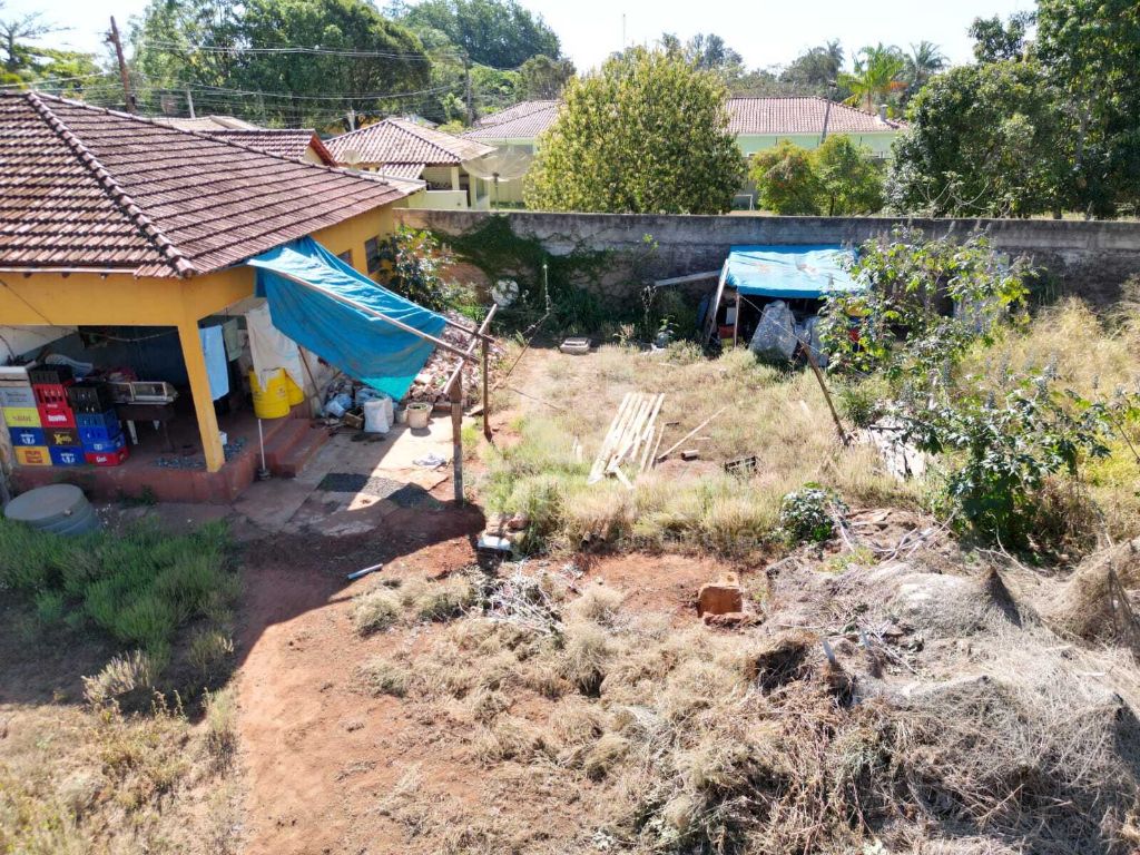 Área comercial à venda em bueno de andrade