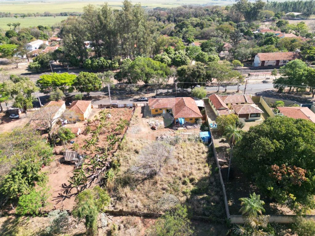 Área comercial à venda em bueno de andrade
