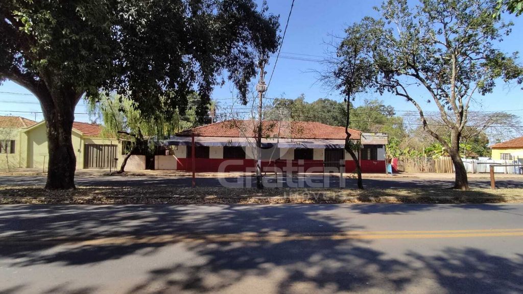 Área comercial à venda em bueno de andrade