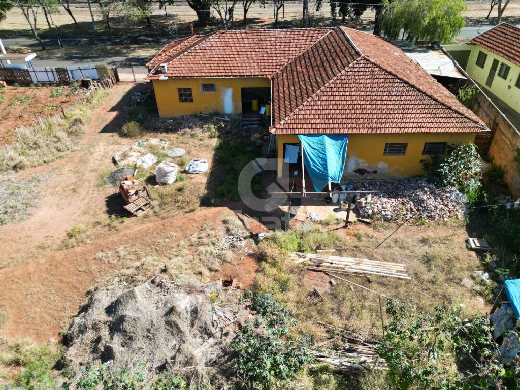Área comercial à venda em bueno de andrade