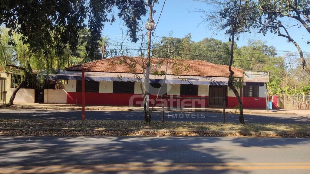 Área comercial à venda em bueno de andrade