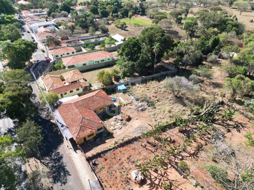 Área comercial à venda em bueno de andrade