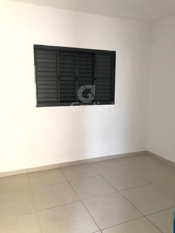 Casa à venda com edícula no selmi dei araraquara