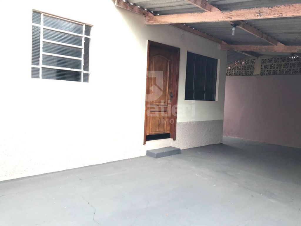 Casa à venda com edícula no selmi dei araraquara