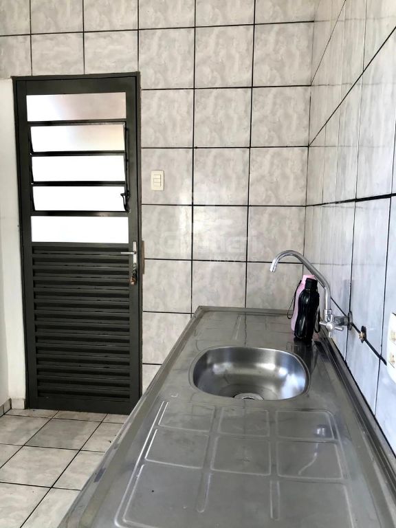 Casa à venda com edícula no selmi dei araraquara