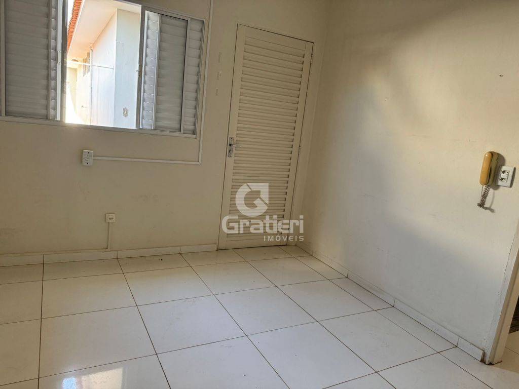 Casa no sta. Angelina 3 suítes e piscina