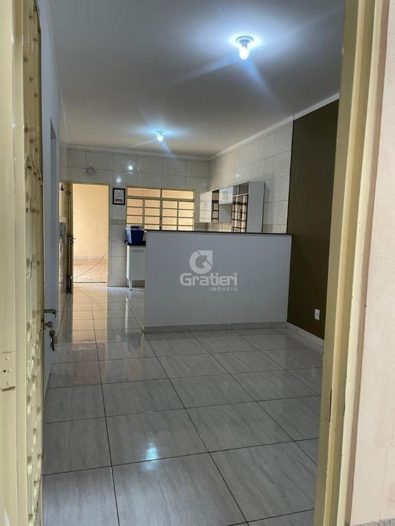 Casa c/ Suíte Jardim Victório de Santi II