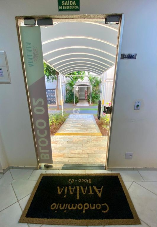 Apartamento térreo à venda no residencial parque atalaia