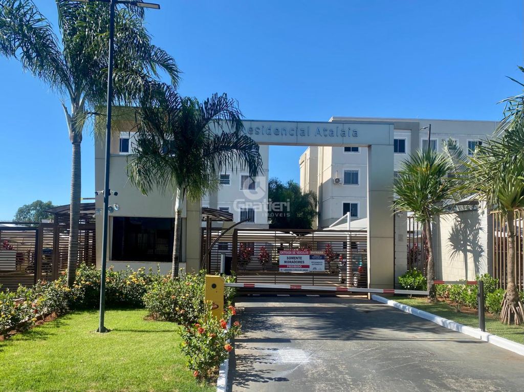 Apartamento térreo à venda no residencial parque atalaia