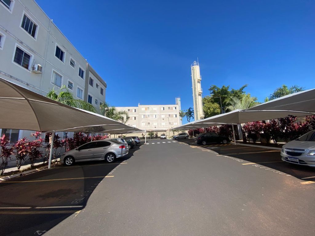 Apartamento térreo à venda no residencial parque atalaia