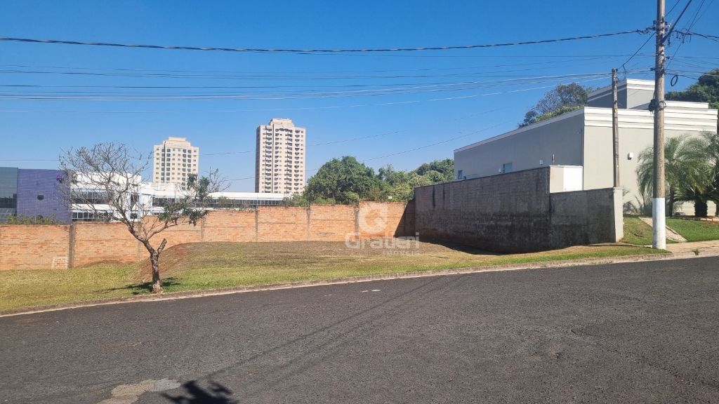 Terreno 425m² cond. Nascentes do jaraguá