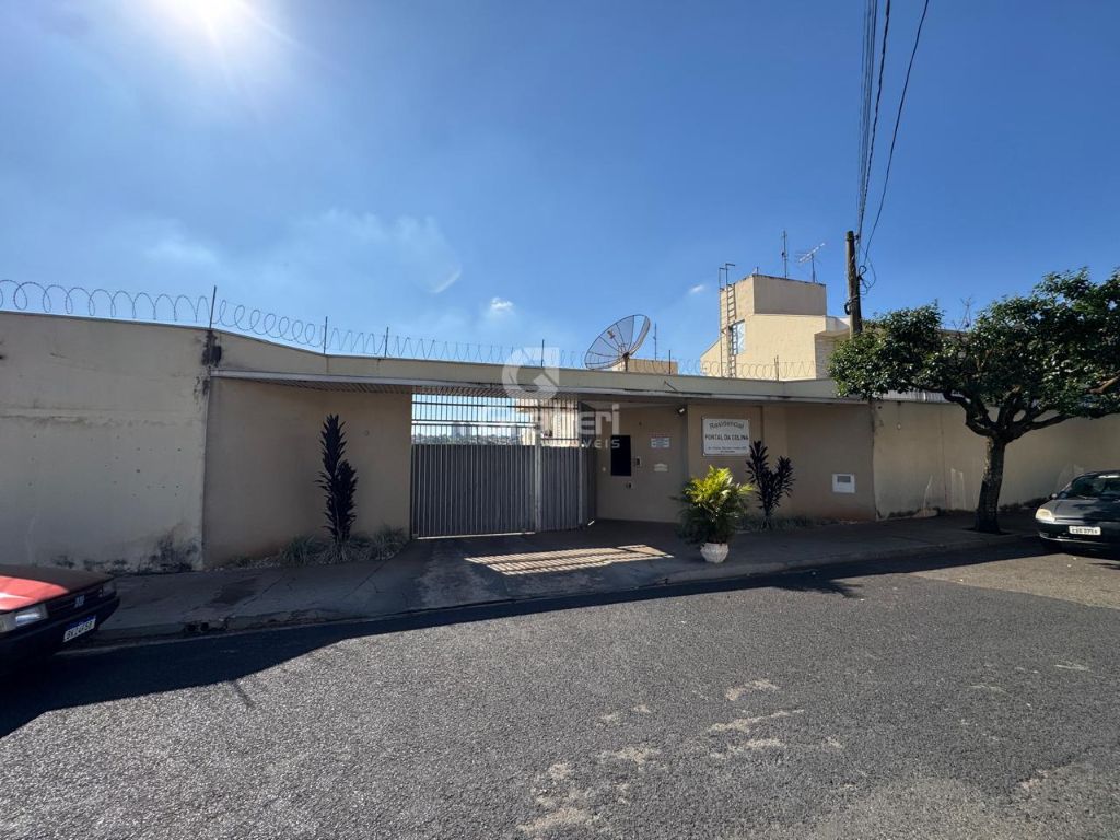 Sobrado à venda no residencial portal da colina – jardim mar
