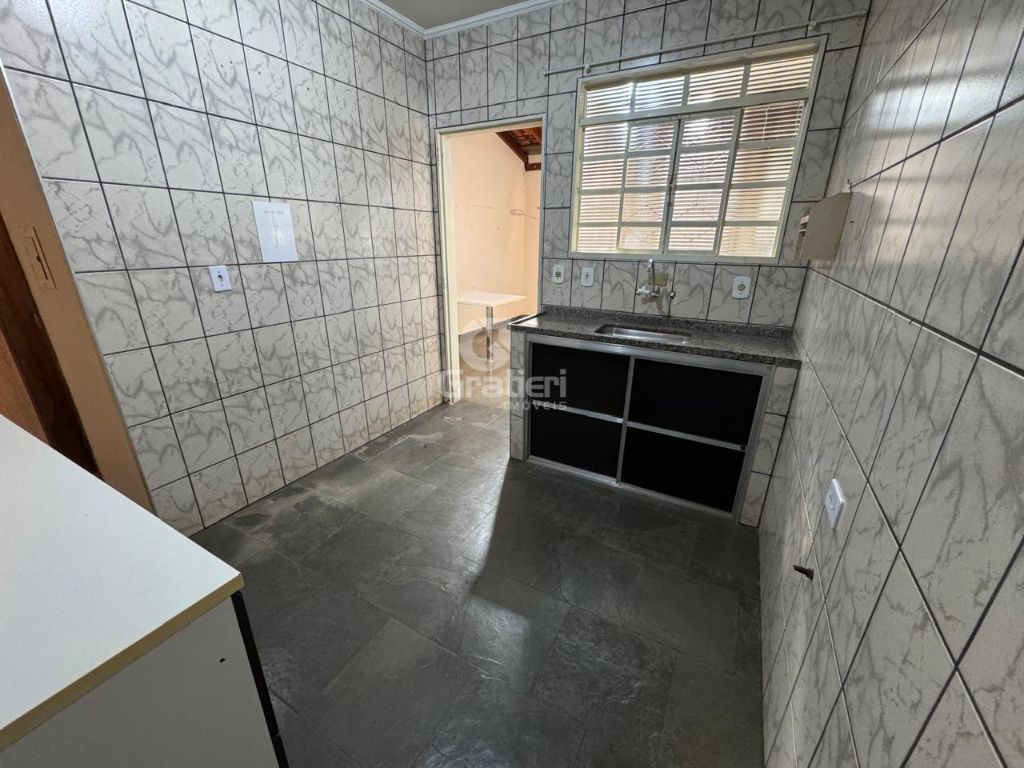 Sobrado à venda no residencial portal da colina – jardim mar