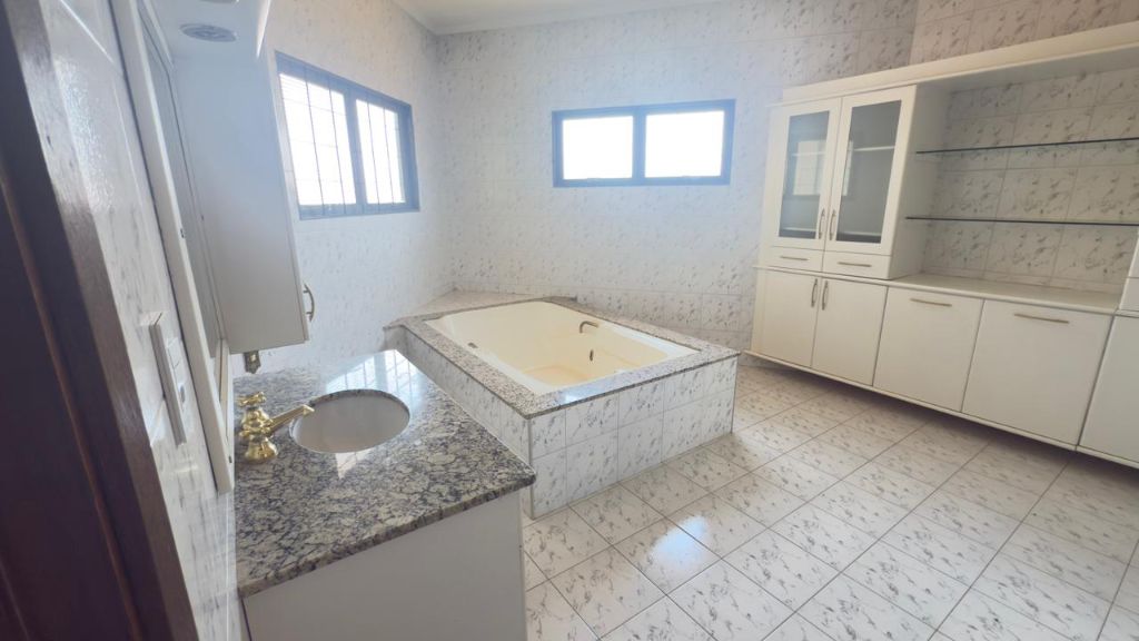 Sobrado gigante com piscina, quiosque, sauna e 15 vagas na vila xavier