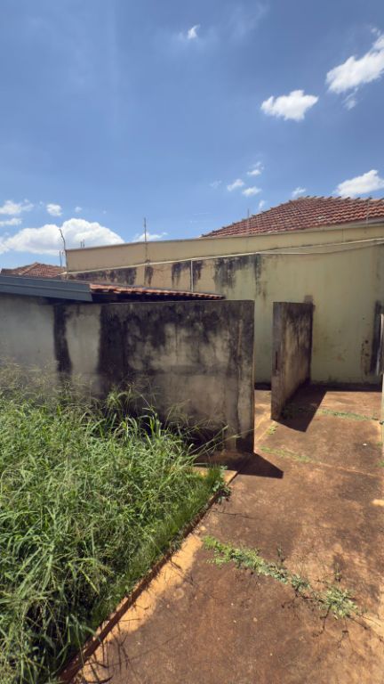 Sobrado gigante com piscina, quiosque, sauna e 15 vagas na vila xavier