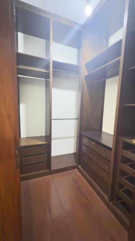 Sobrado gigante com piscina, quiosque, sauna e 15 vagas na vila xavier