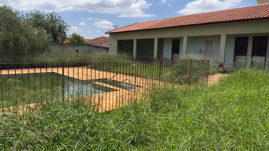 Sobrado gigante com piscina, quiosque, sauna e 15 vagas na vila xavier