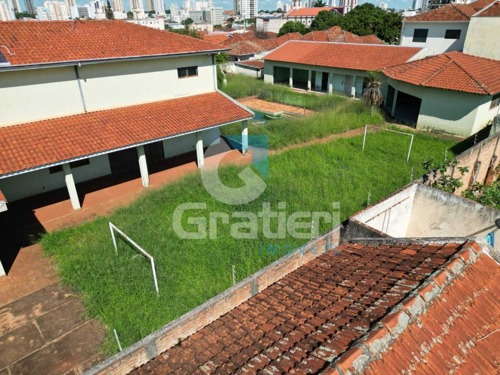 Sobrado gigante com piscina, quiosque, sauna e 15 vagas na v
