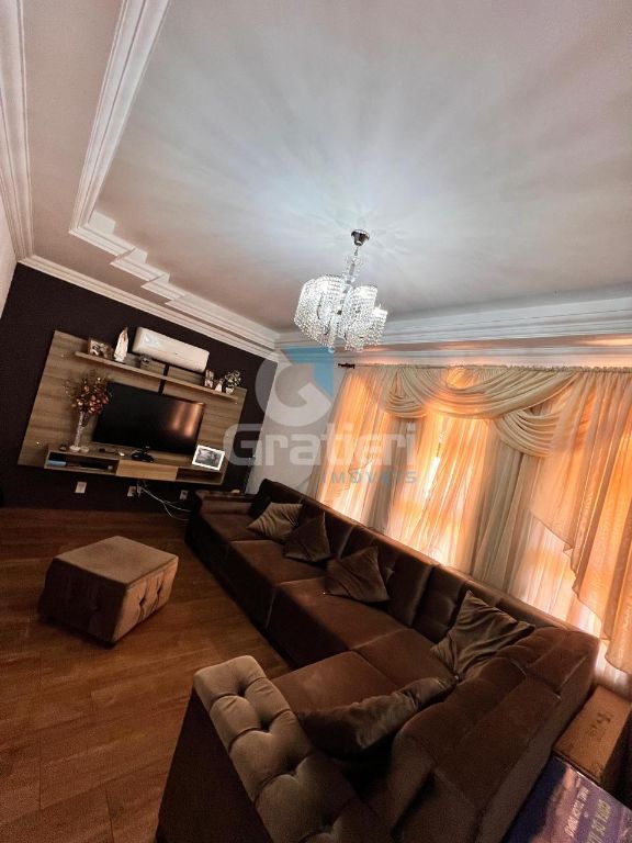 Casa impecável à venda no Jardim Ometto Américo Brasiliense