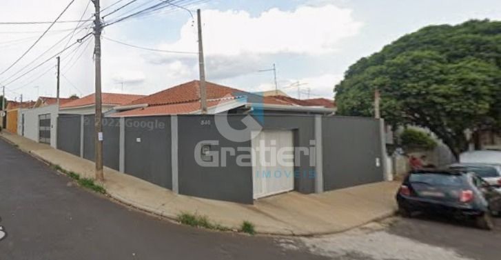 Casa de esquina no carmo