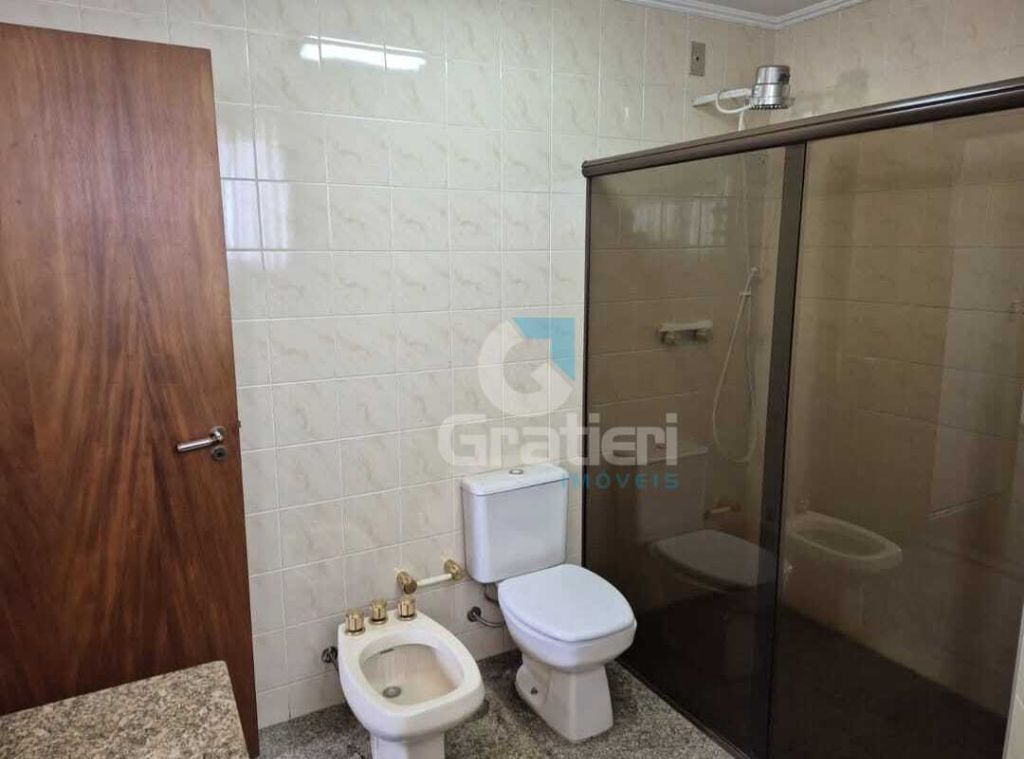 Apartamento amplo no centro edifício san remo