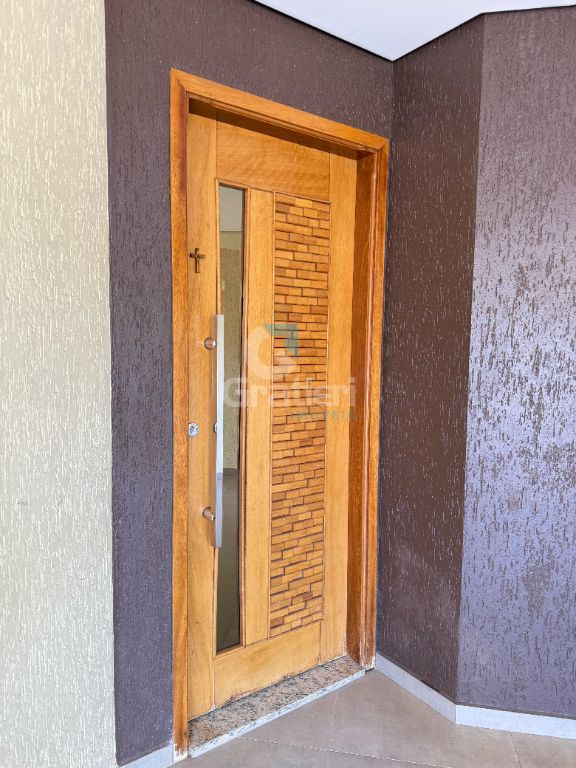 Sobrado no condomínio alvorada