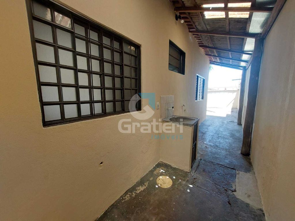 Casa jd. Dumont - 2 dormitórios