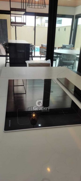 Casa Luxuosa 3 suítes, Condomínio Quinta das Laranjeiras