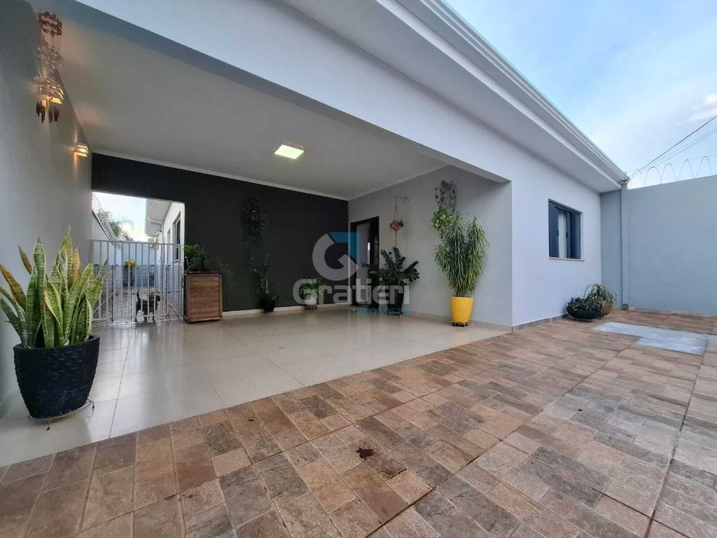 Linda casa no j. Arangá