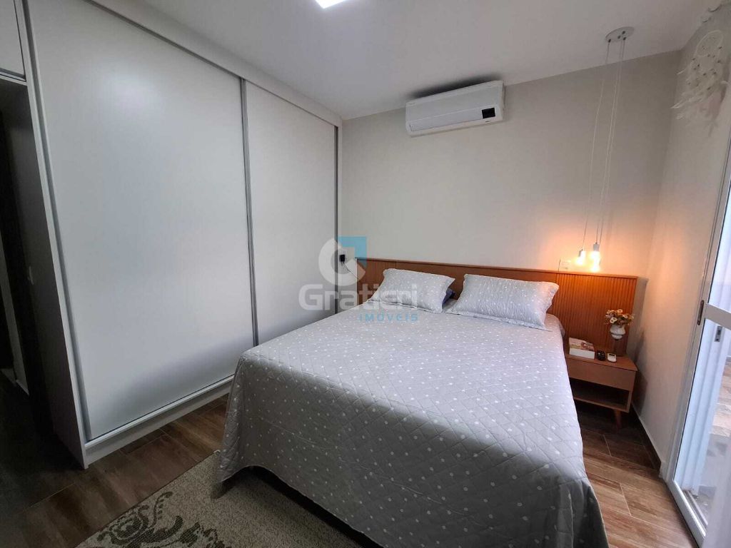 Linda casa no j. Arangá