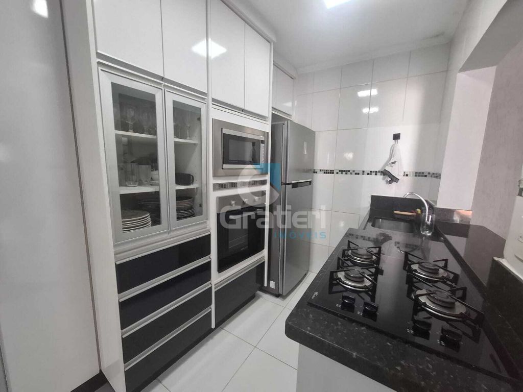Casa com piscina aquecida – jardim morumbi