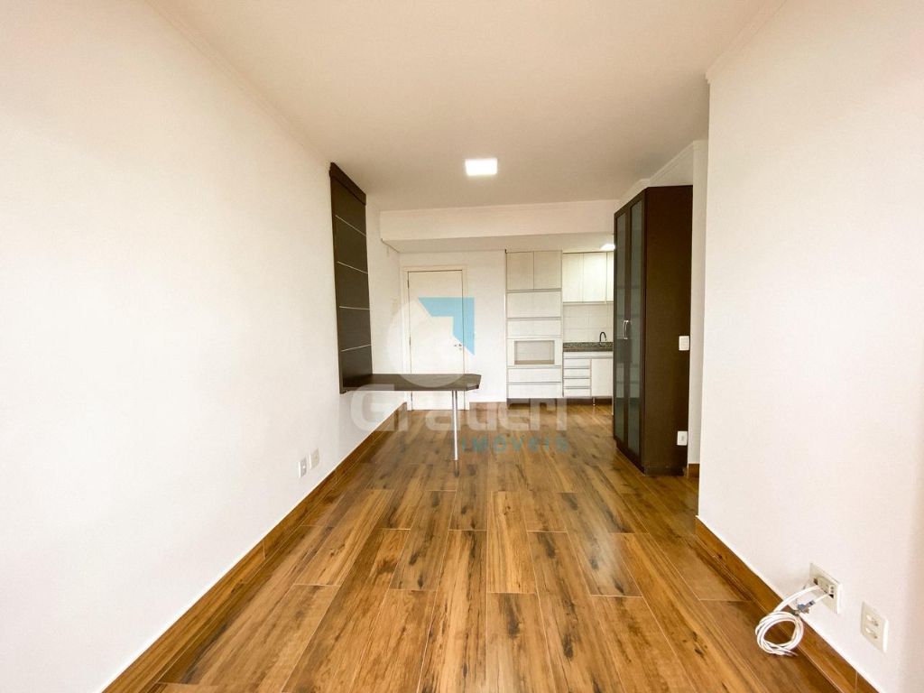 Apartamento Reformado à Venda Edifício Sollo Centro