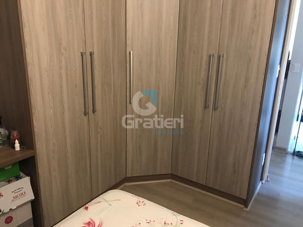 Apartamento com sacada no resid. Nova américa