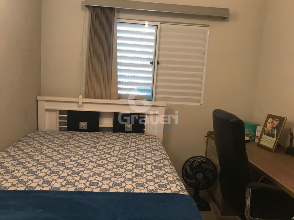 Apartamento com sacada no resid. Nova américa