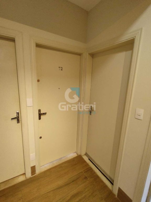 Apartamento à Venda Edifício Rosas de Prata Centro