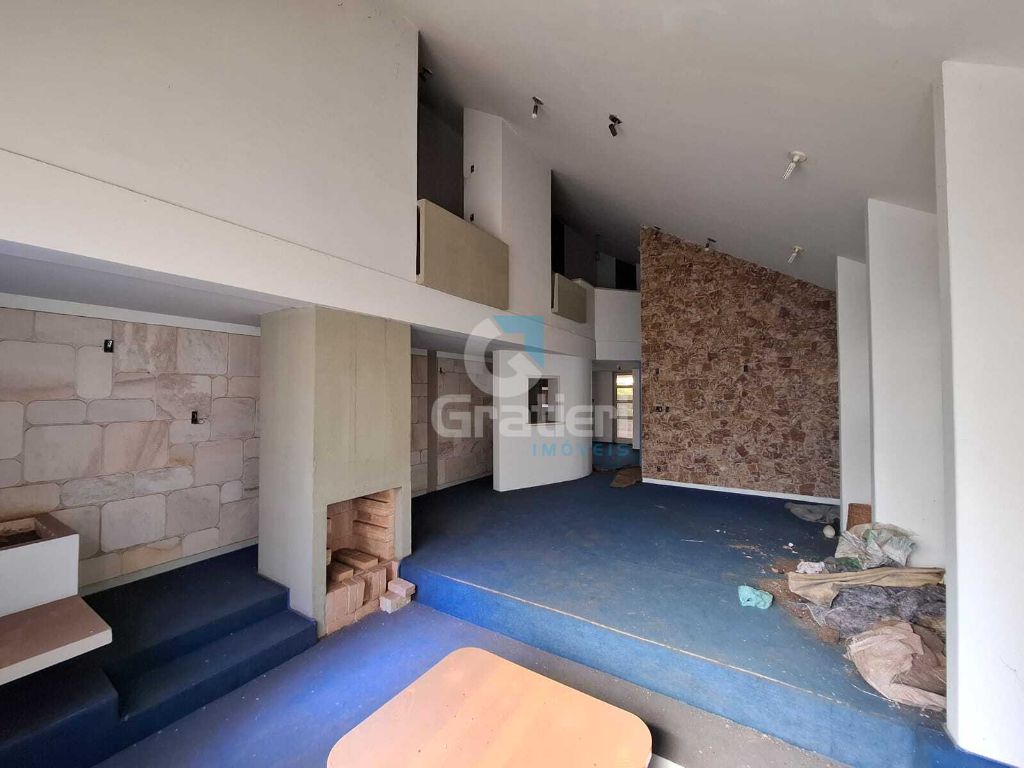 Sobrado comercial ou residencial na vila ferroviária/centro
