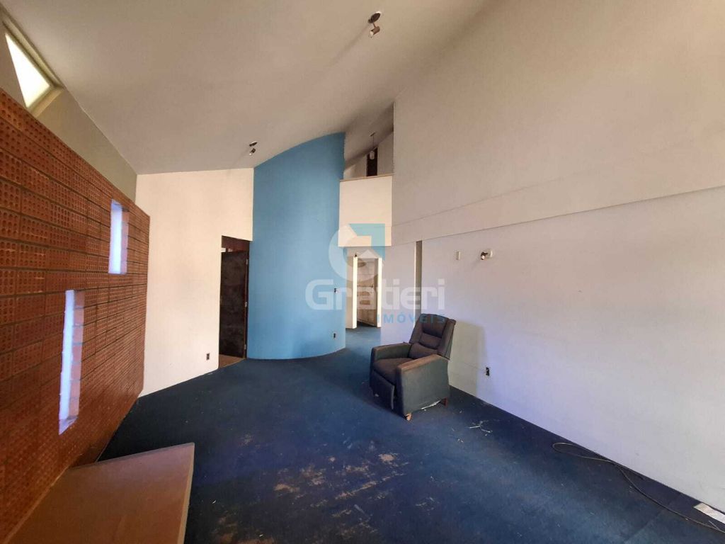 Sobrado comercial ou residencial na vila ferroviária/centro