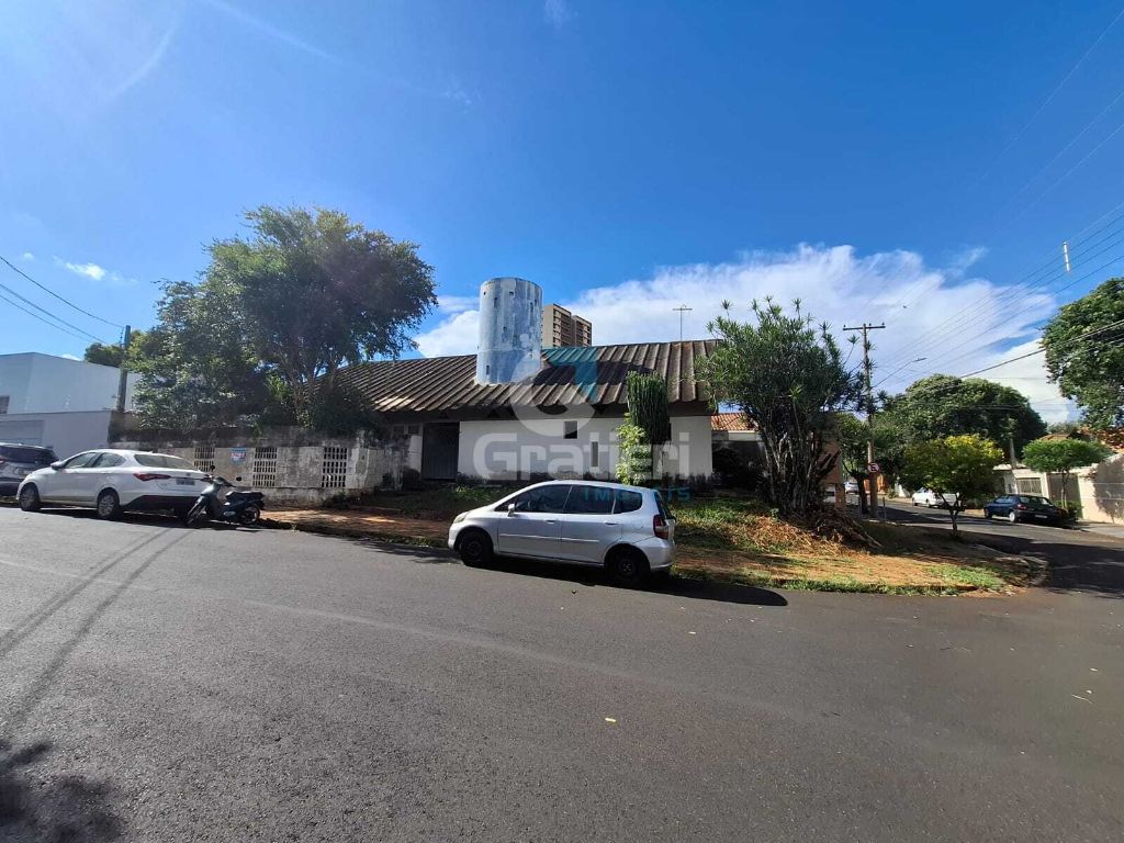 Sobrado comercial ou residencial na vila ferroviária/centro