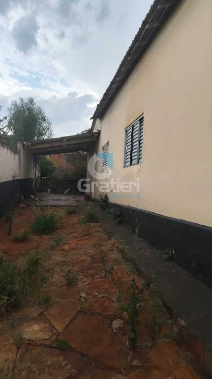 Imóvel à venda – rua carlos gomes próximo à igreja são josé